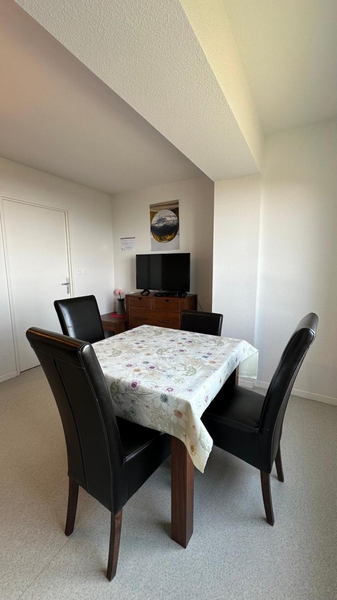 Appartements Du Pic D'Anie อเรตต์ ภายนอก รูปภาพ